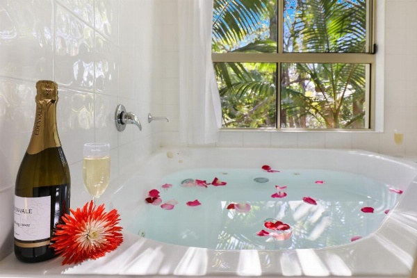 Caboolture Riverlakes Boutique Motel image 40